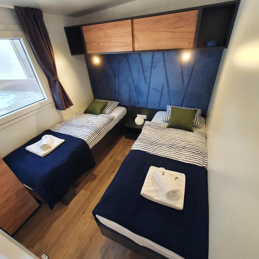 Biograd Mobile Home Oasis بيوغْغاد نا موغو المظهر الخارجي الصورة